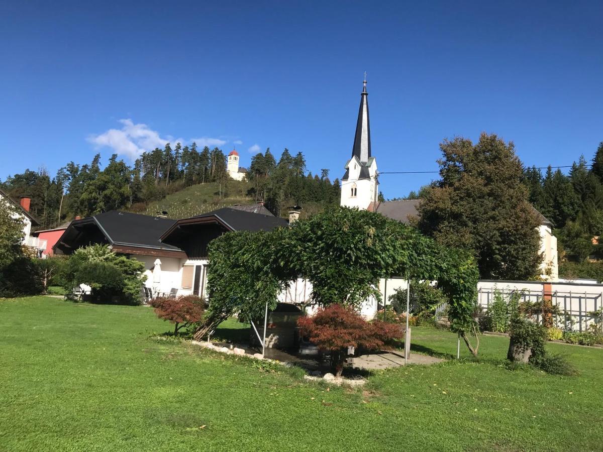 V Gemuetliches Gartenhaus Sankt Michael ob Bleiburg Экстерьер фото